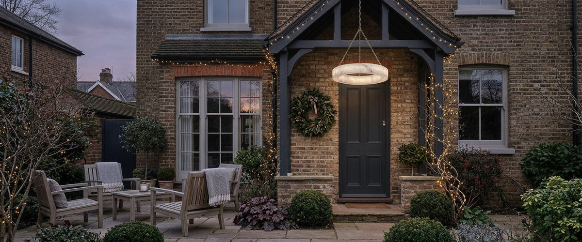 Christmas Outdoor Lights That Still Look Considered in Week Three - christmas outdoor lights