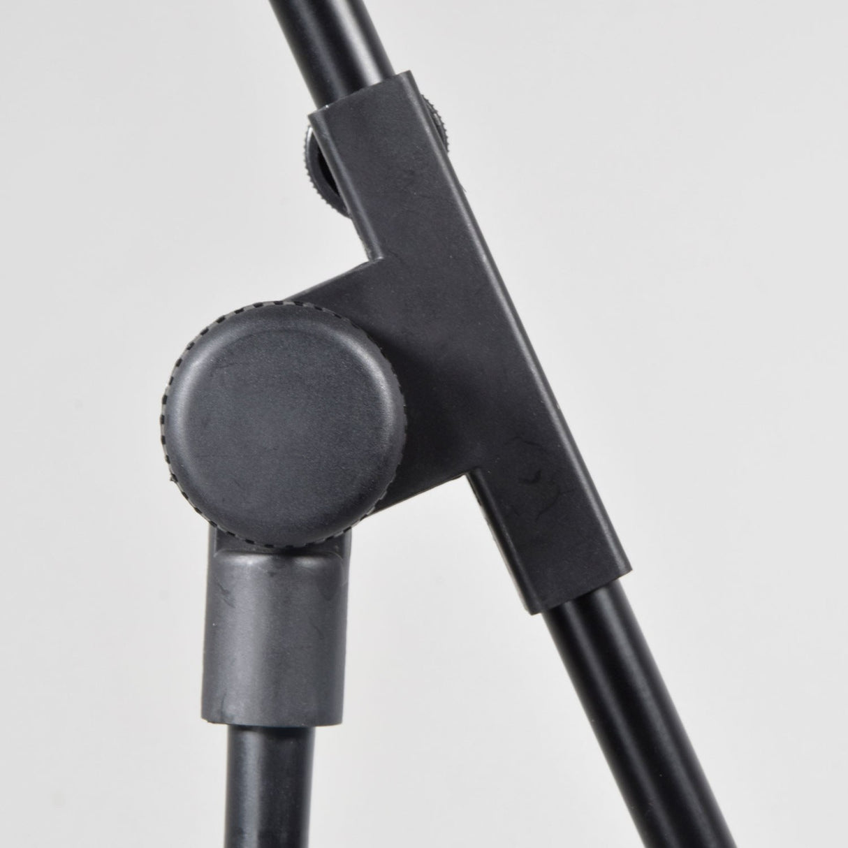 Chord Boom Microphone Stand with Tripod Base