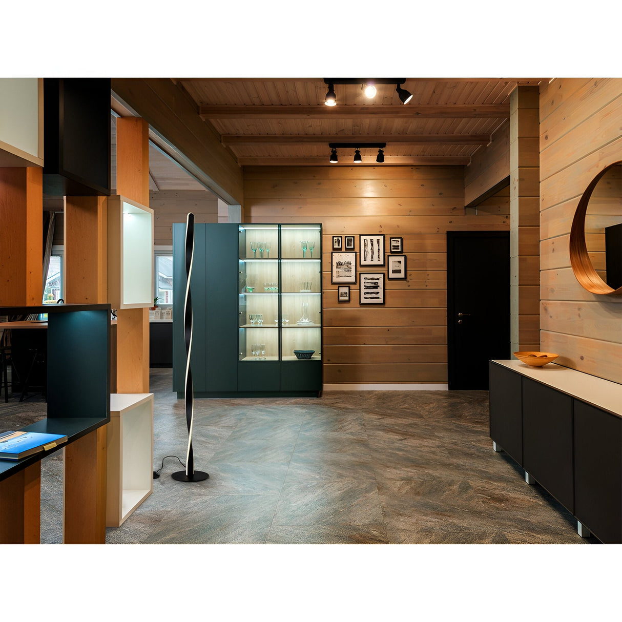 Twist LED Floor Lamp 40W 3000K - Matte Black