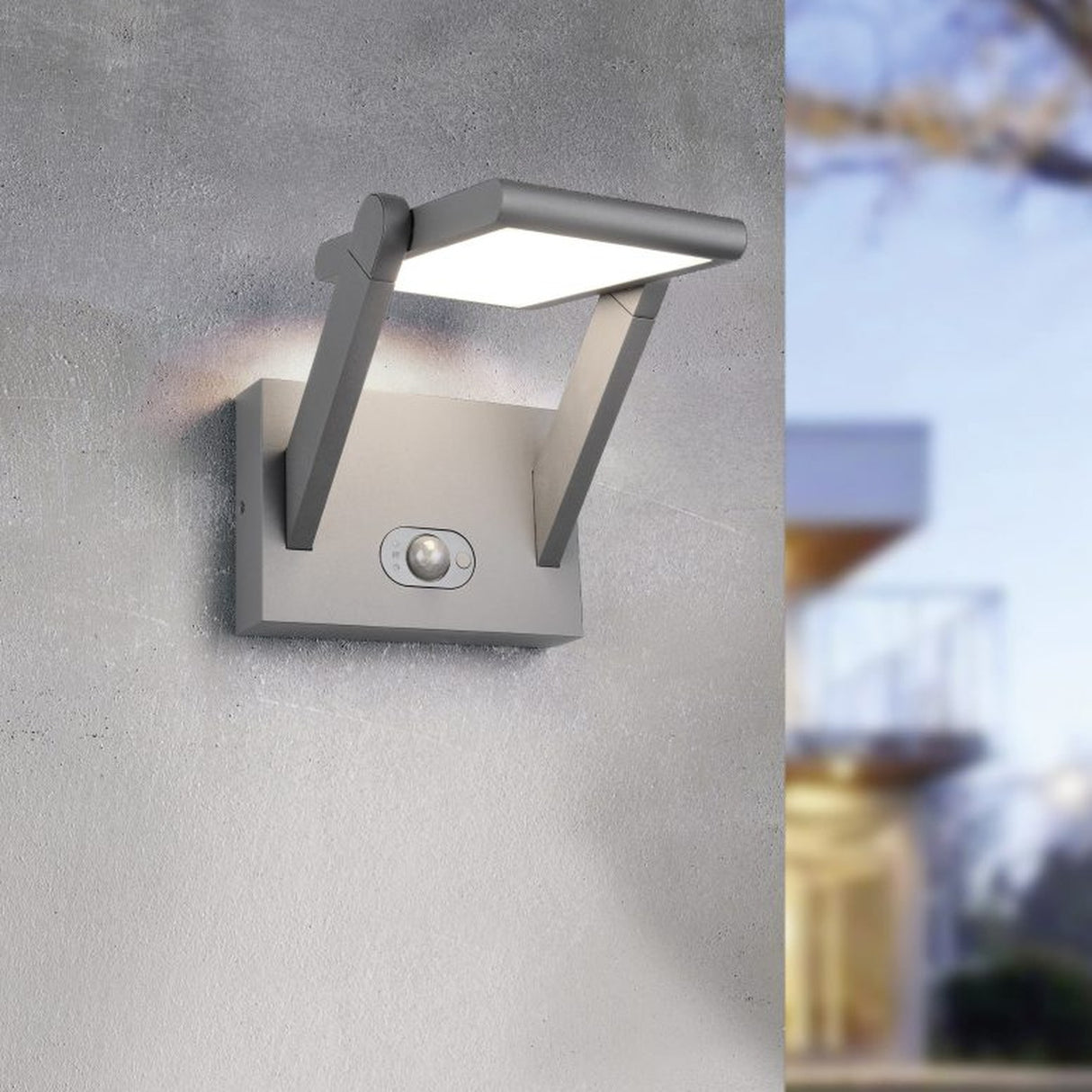 Malawi LED Solar PIR Outdoor Wall Light – Anthracite