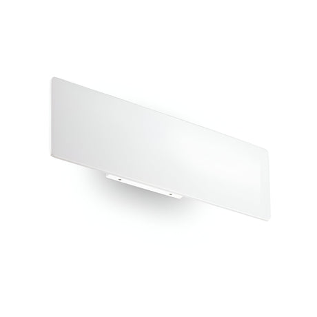 The Flara LED Wall Light 12.5W 4000K creates a sleek and minimalist look with its modern rectangular design, seamlessly mounted on a white wall. Offering a cool white glow at 4000K, it features smooth edges that enhance its contemporary aesthetic while ensuring energy efficiency without sacrificing style.