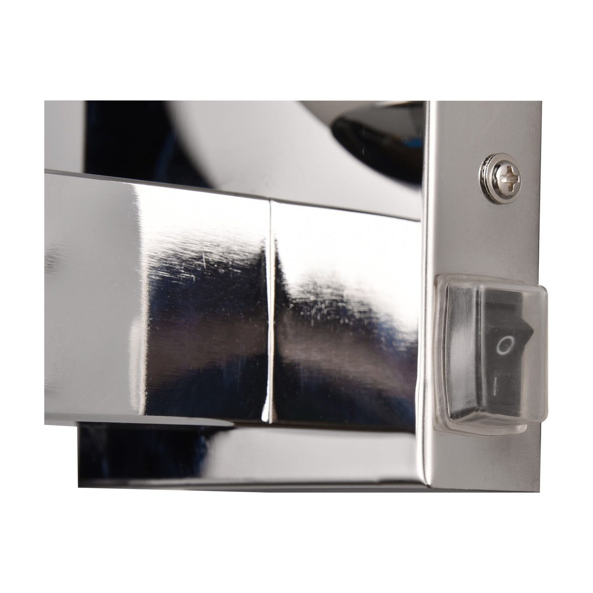 Kula Glass Outdoor Wall Light – Chrome