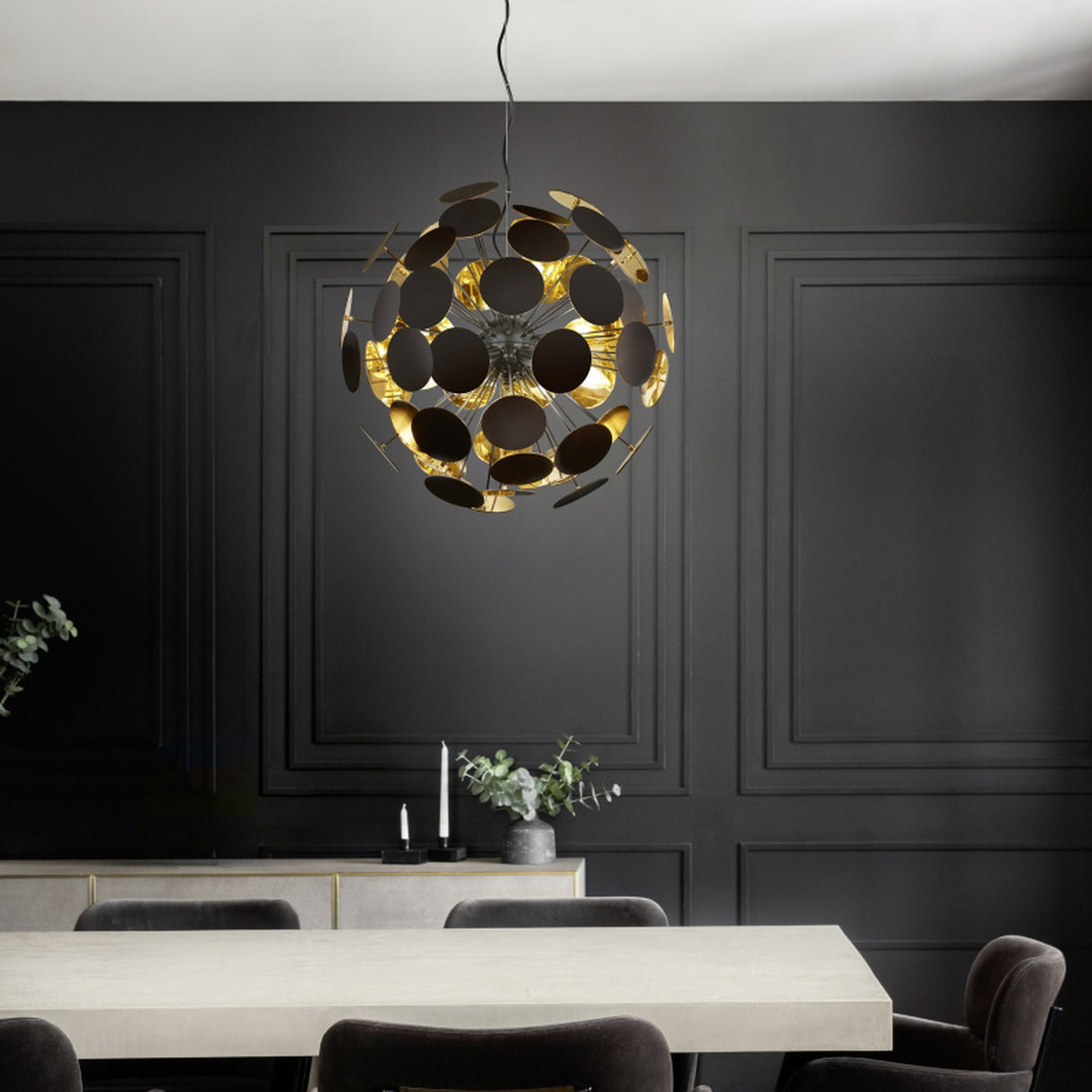 Discalgo 6 Light Chandelier – Matt Black
