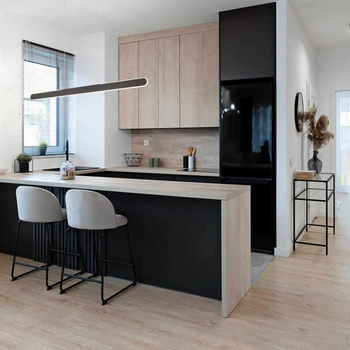 Helios LED Up Down Linear Pendant – Matt Black