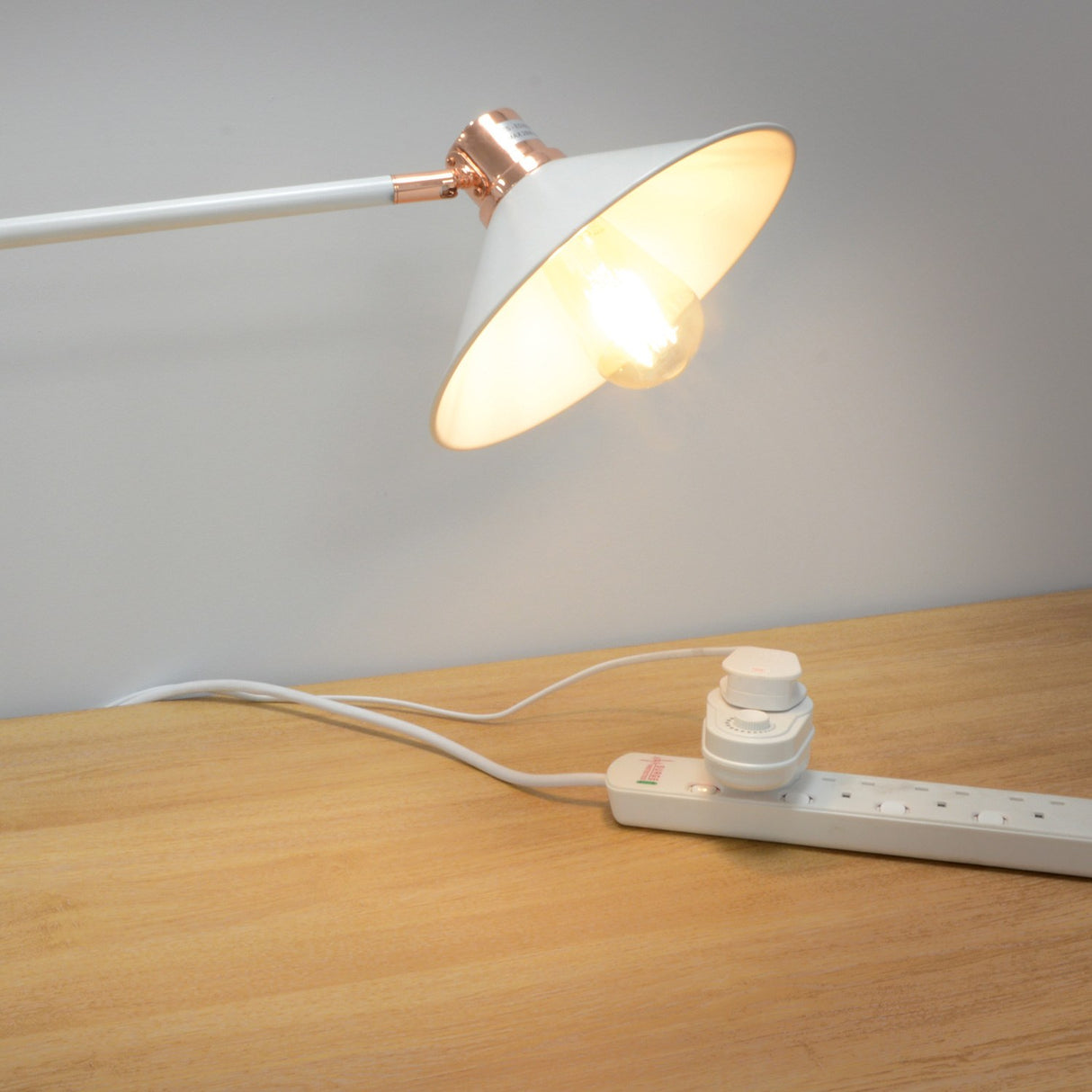 Mercury DMR-1WHT Plug-In Dimmer Switch White