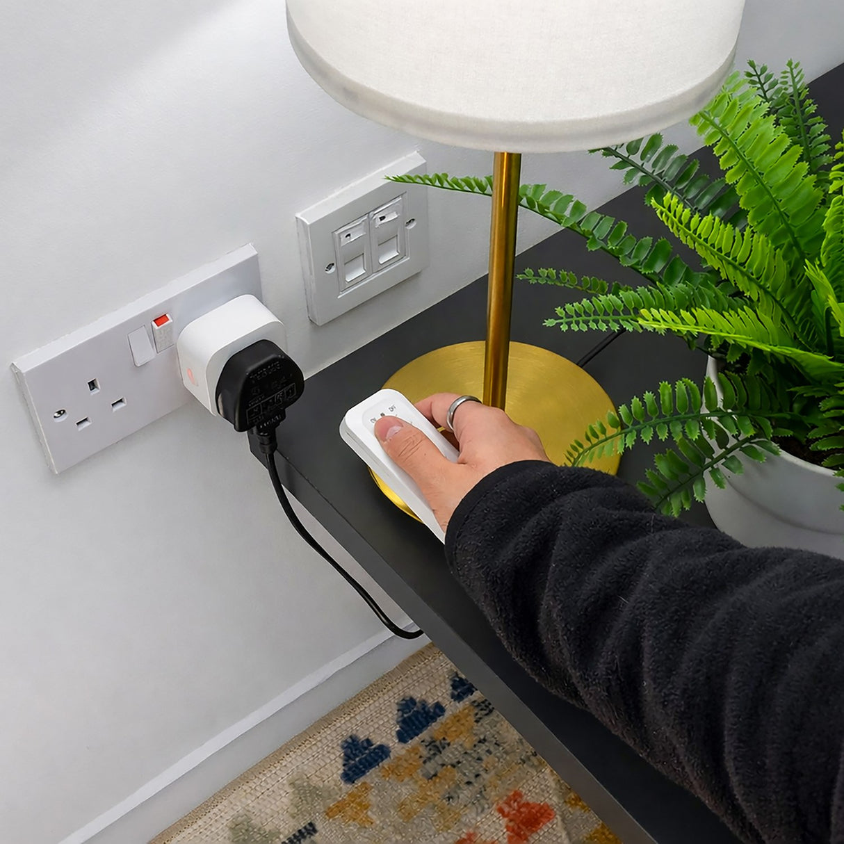AV:Link Wireless Remote Control Socket Set, 3 Programmable Plugs