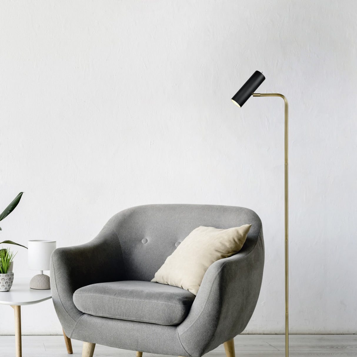 Marley Tube Floor Lamp – Satin Brass