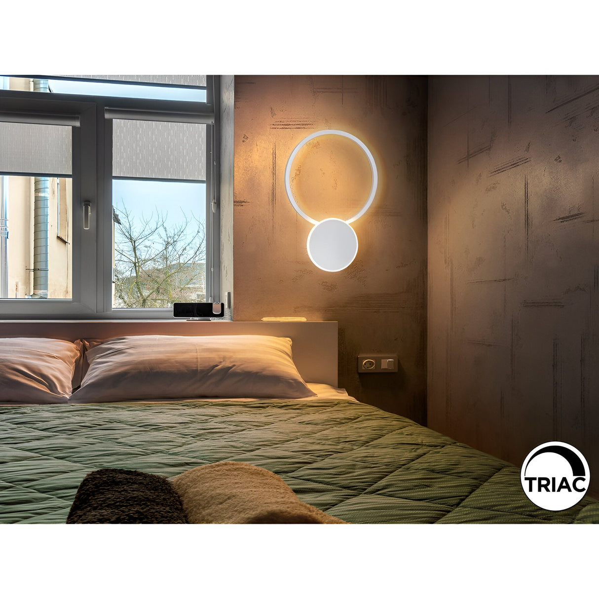 Omnio Dimmable LED Round Wall Light 43W 3000k - White