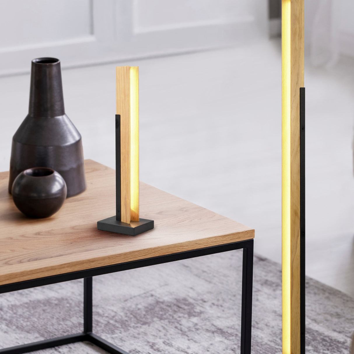 Kerala LED Wooden Floor Lamp – Matt Black
