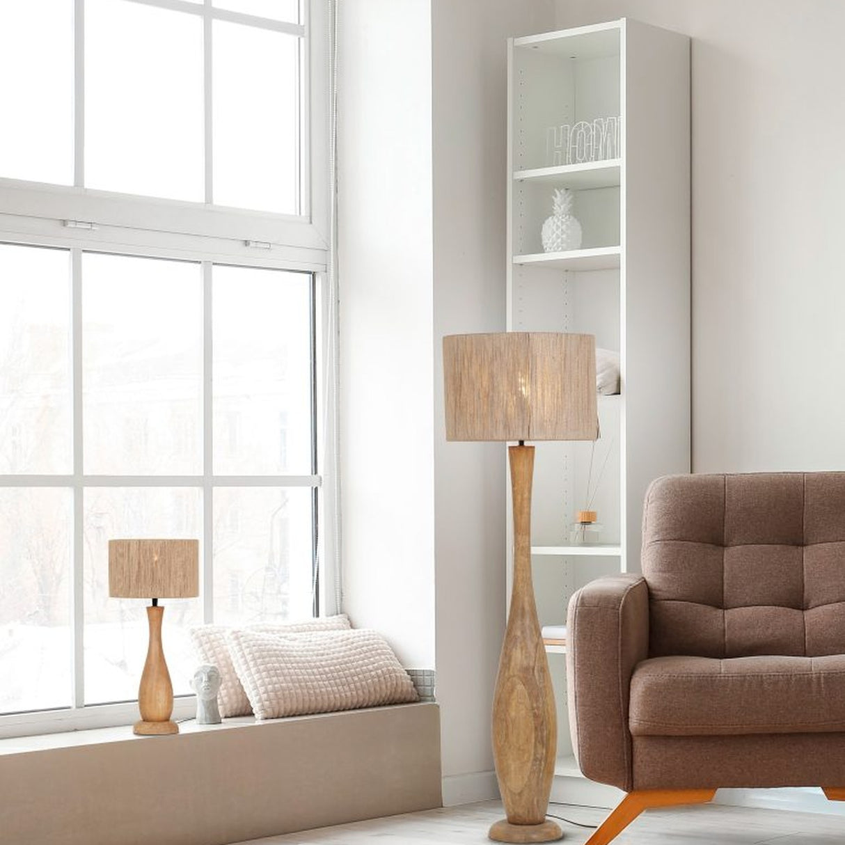 Toba Wooden Floor Lamp – Natural