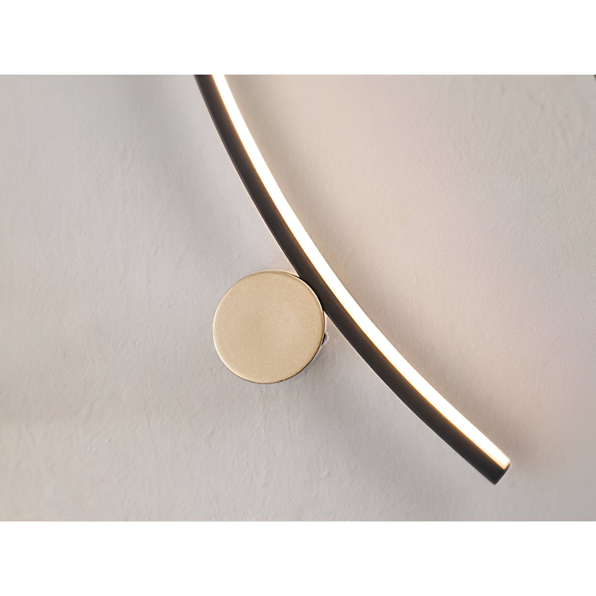 Smile LED Wall Light 8W 3000K - Black/Gold