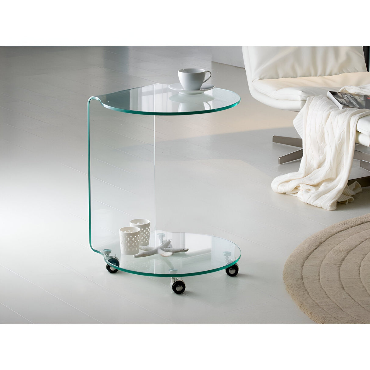 Glass Round Side Table With Wheels – Transparent