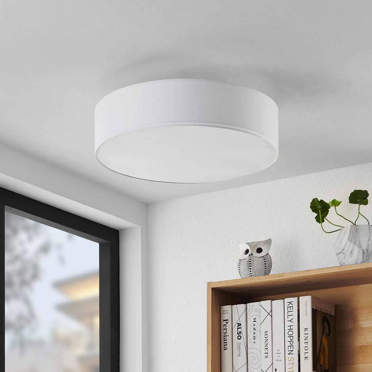 Hotel 3 Light Round Ceiling Light – White