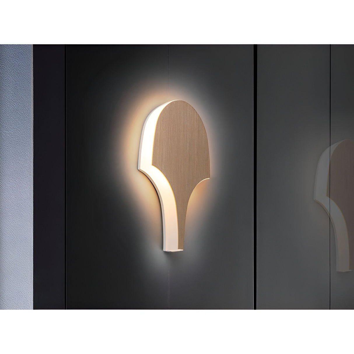 Serea Large LED Wall Light 6W 3000K - Gold