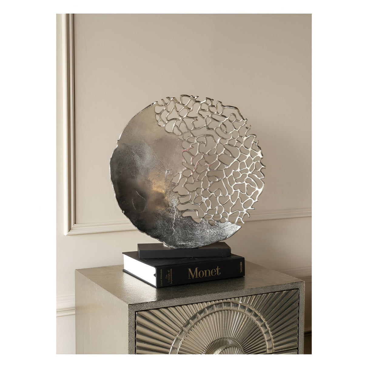 Apo Coral Aluminium Figurine - 44cm