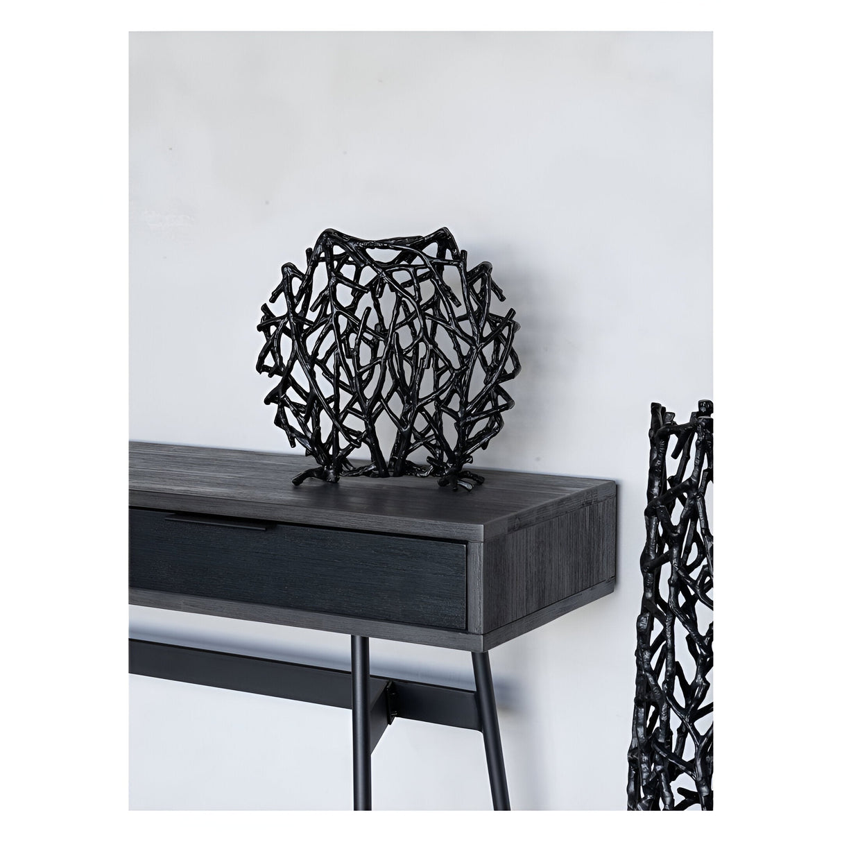 Twig Sculptural Disc Vase - Black