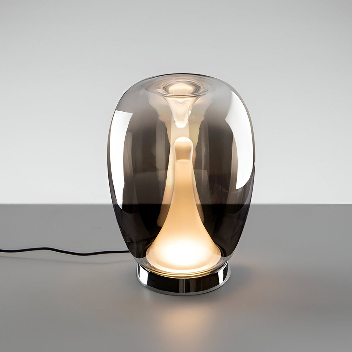 Suspiro LED Table Lamp 8.5W 3000W - Smoked Black