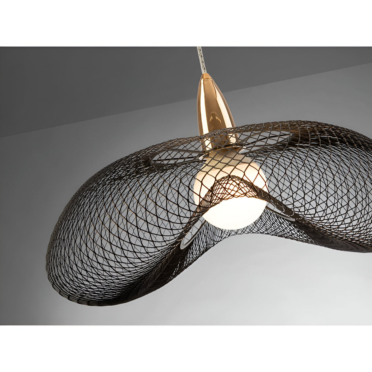 Forma Large 1 Light Pendant - Gold/Black