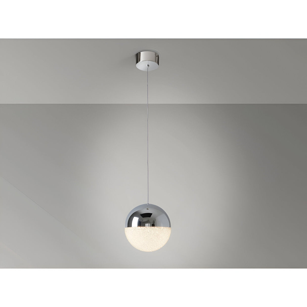 Sphere Large LED Pendant Light 9.6W 3000W - Chrome