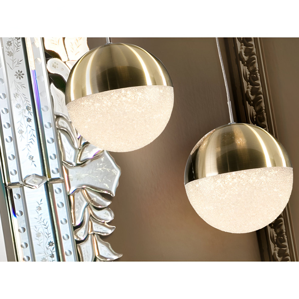 Sphere LED Pendant Light 4.8W 3000K - Brass