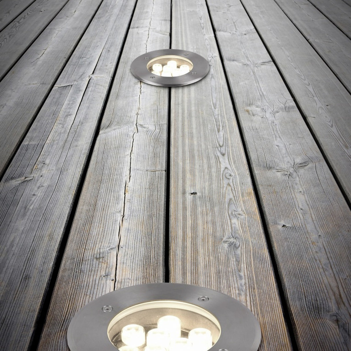Belaja 16cm LED Ground Light – Satin Nickel
