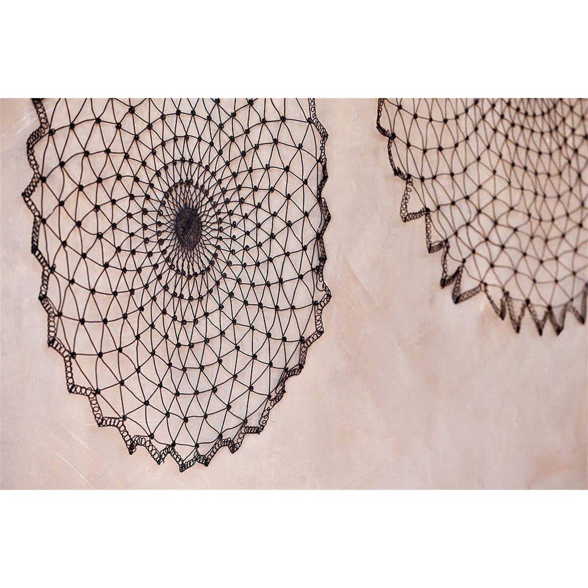 Arna Small Round Wire Wall Art - Rust