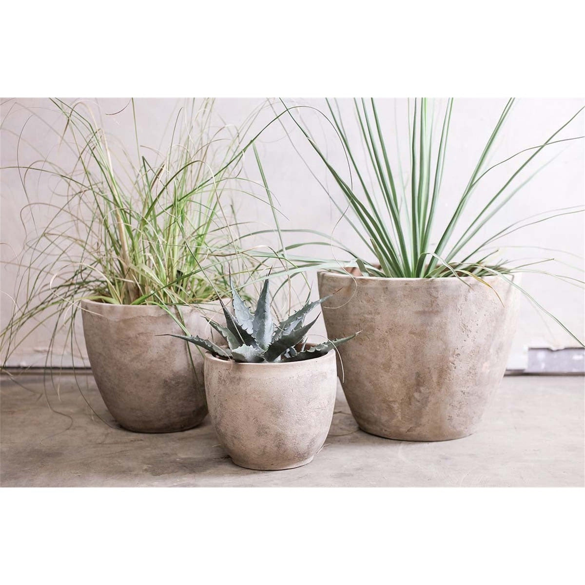Affiti Large Clay Planter - Antique Grey