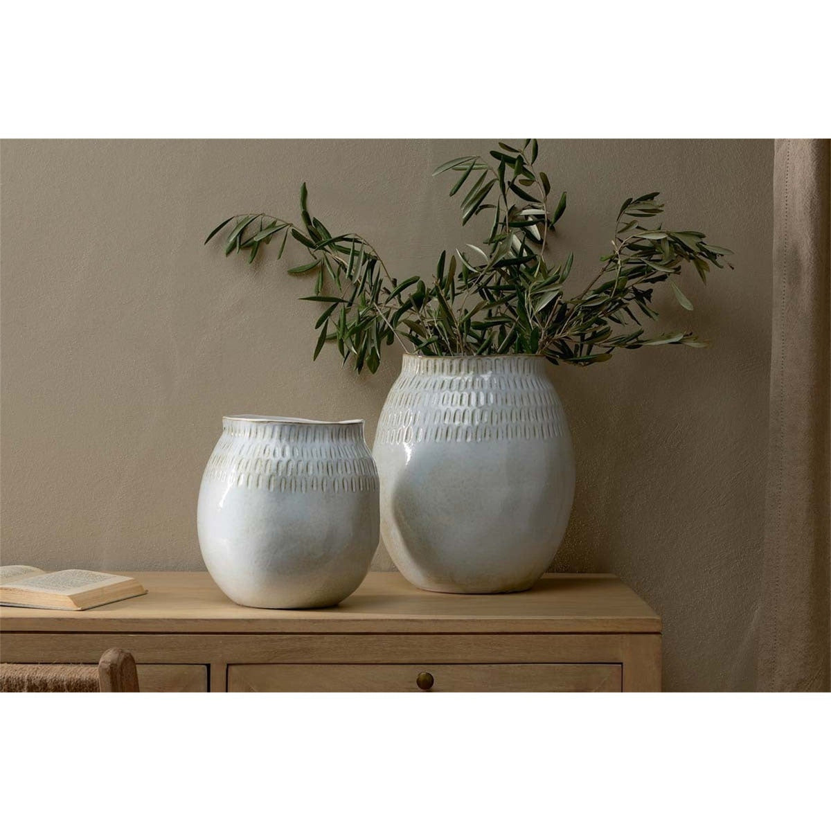 Anjuna Small Reactive Glaze Ceramic Vase - Off White