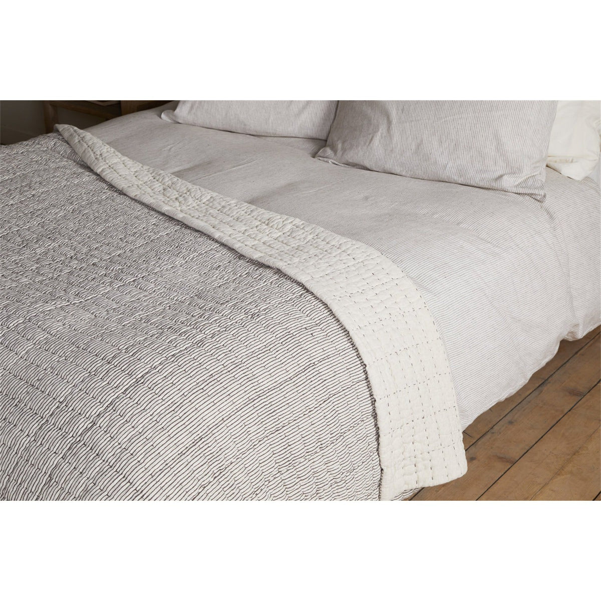 Dipti 220 x 240cm Cotton Quilted Bedspread - Charcoal