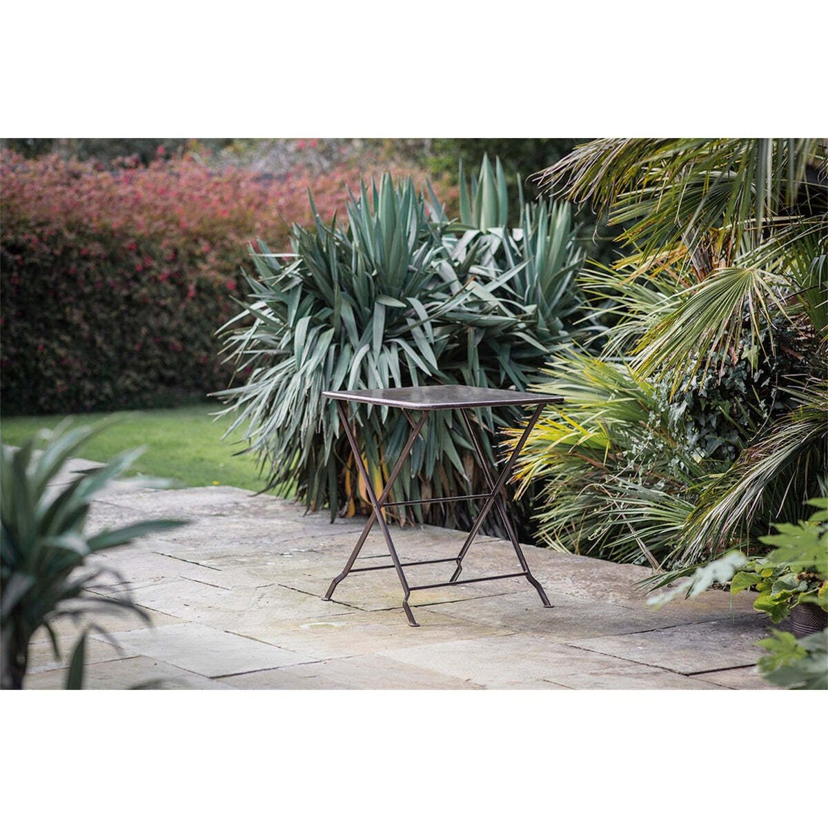 Ekete Small Iron Garden Table - Distressed Black & Brown
