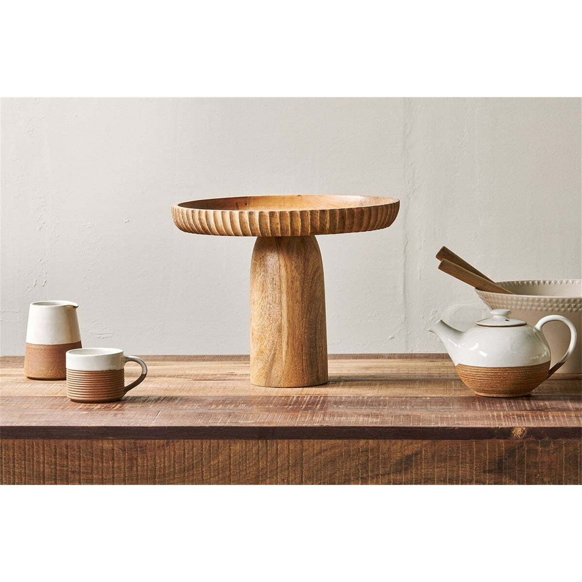 Gavivi Small Mango Wood Cake Stand - Natural