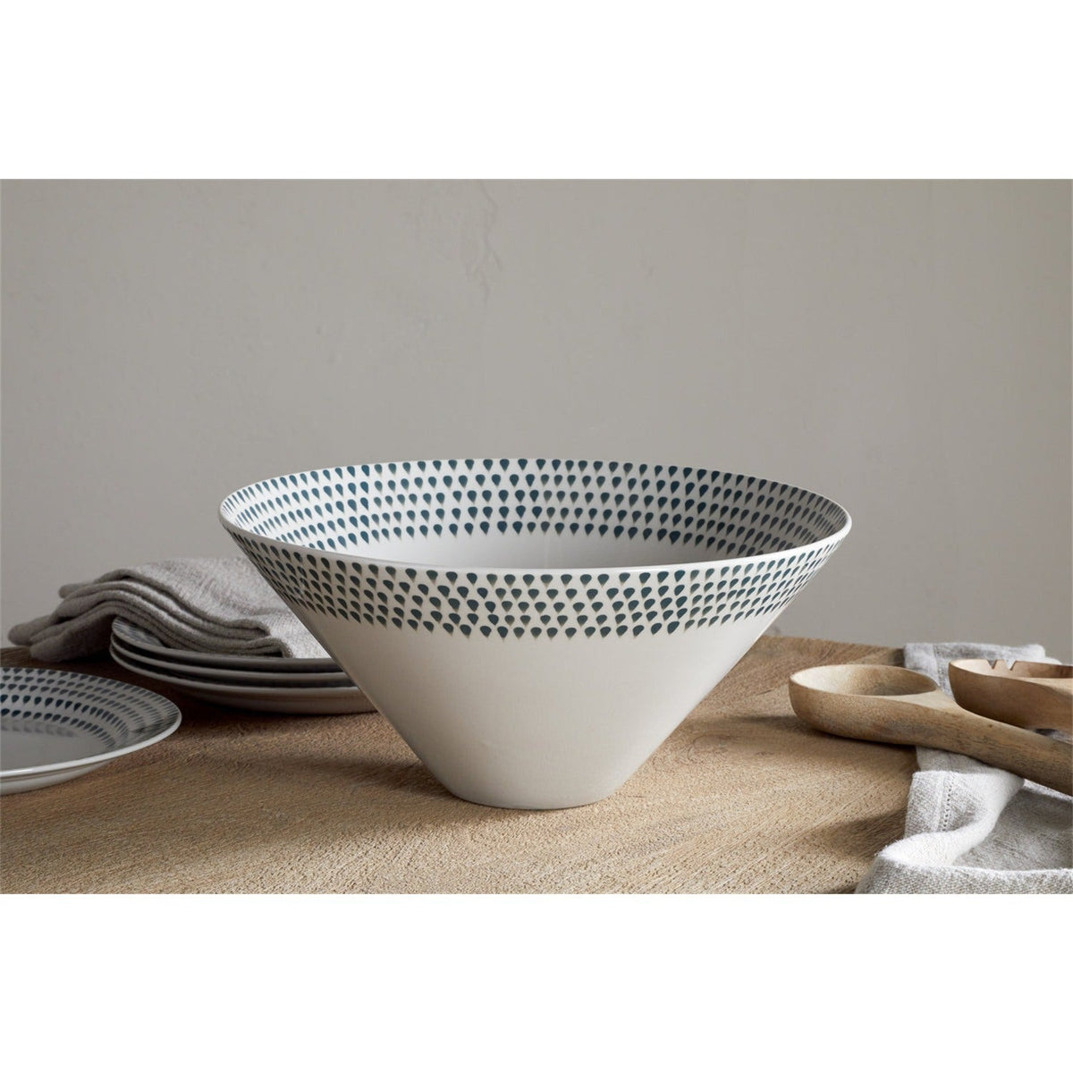 Juniper Drop Large Serving Bowl - Cream & Juniper