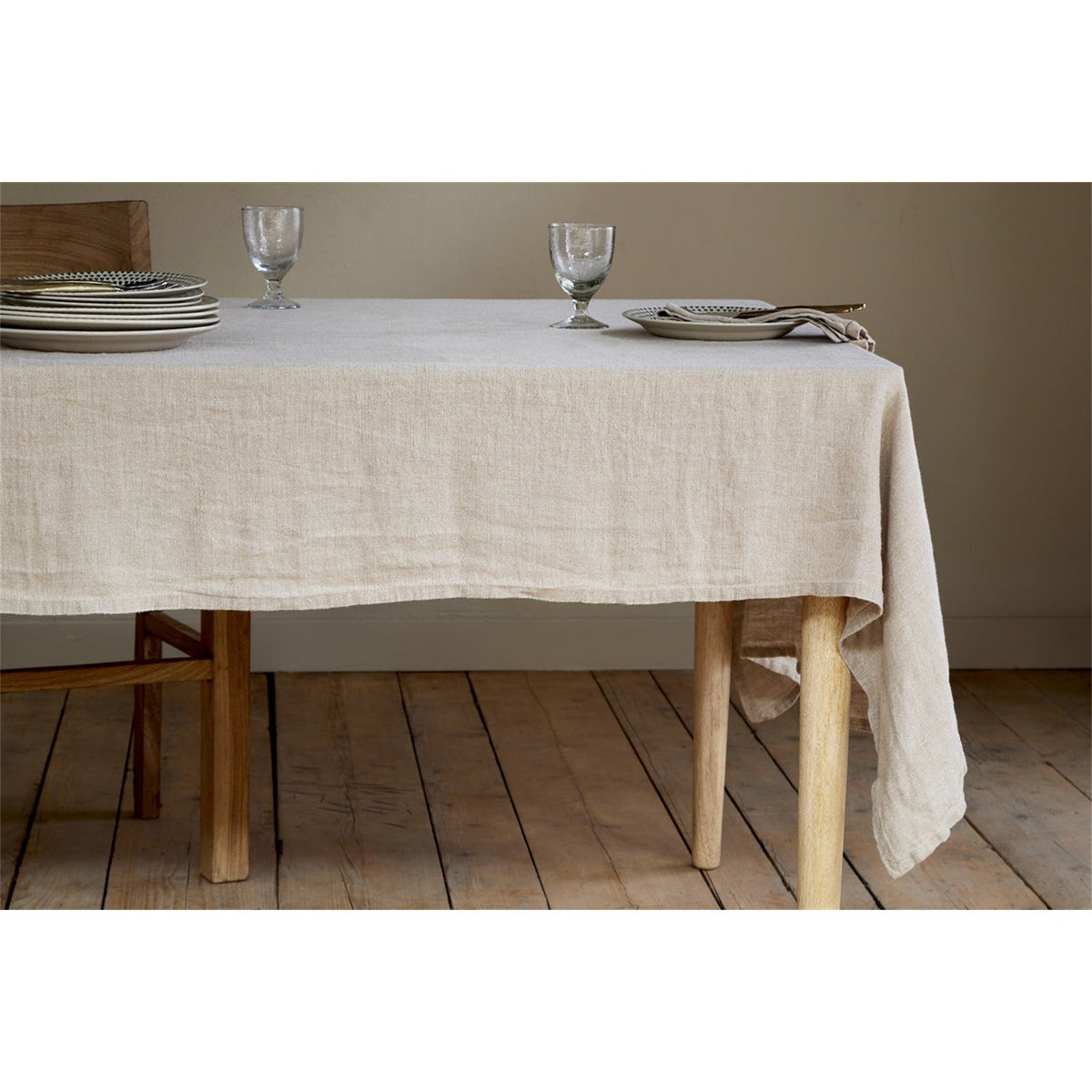 Junto Large Linen Tablecloth - Natural