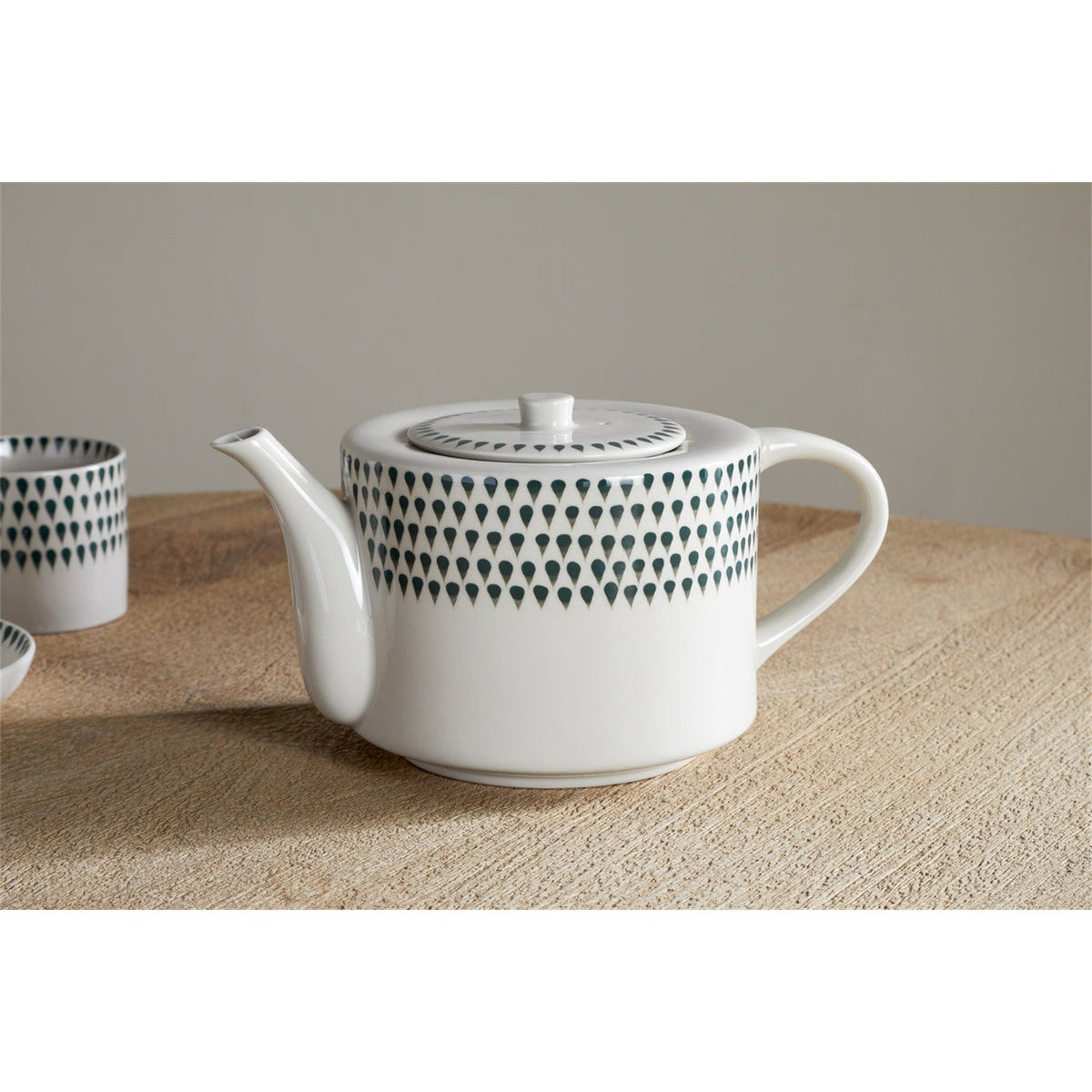 Juniper Drop Ceramic Teapot - Cream & Juniper