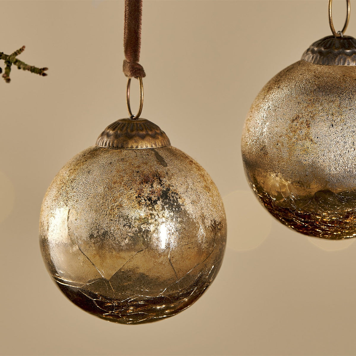 Konara Glass Baubles - Gold Crackle - Set of 4