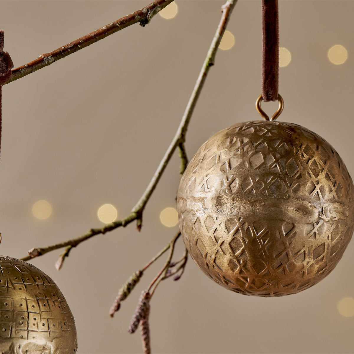 Manya Hammered Round Baubles - Brass - Set of 3