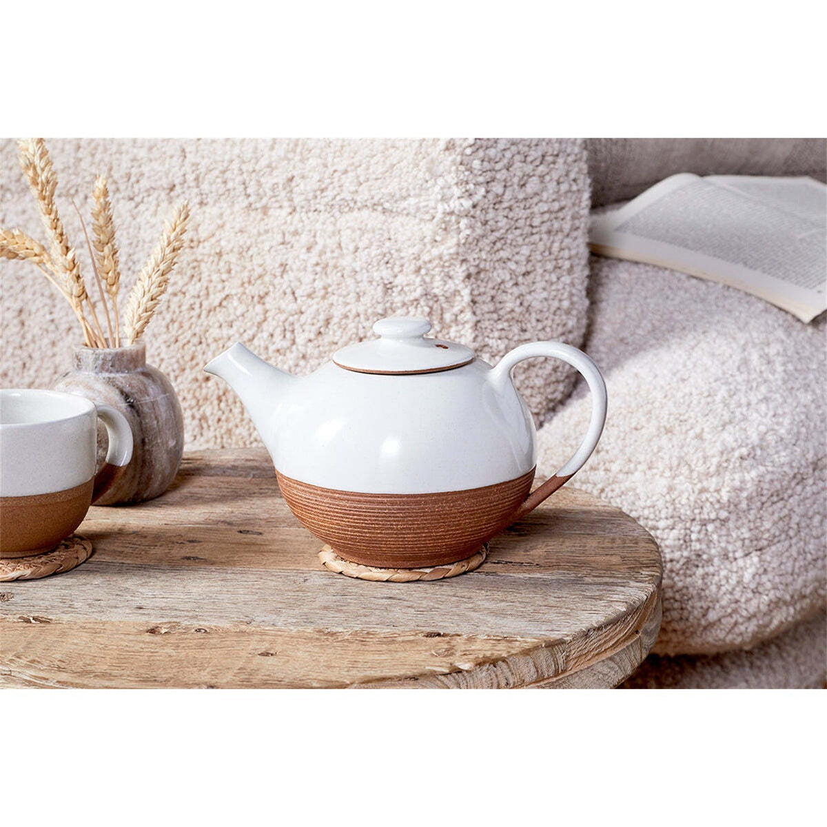 Mali Ribbed Teapot - White & Terracotta