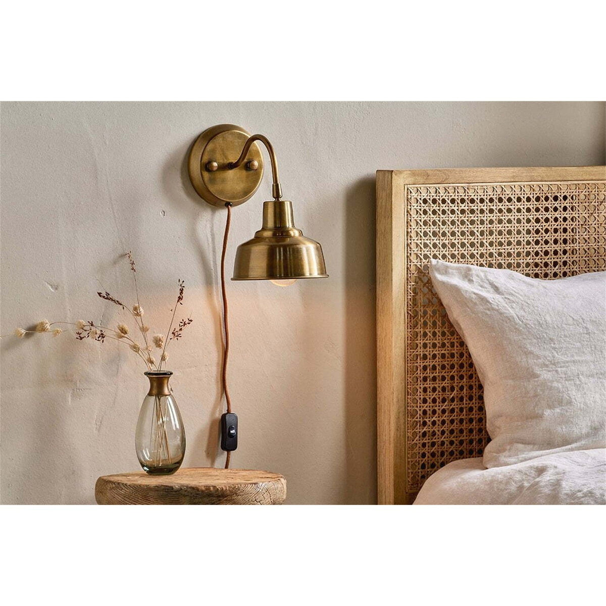 Nar Small Wall Light - Antique Brass