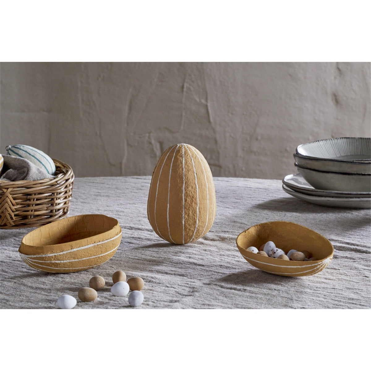 Surya Opening Egg Easter Decoration - Ochre & Cream