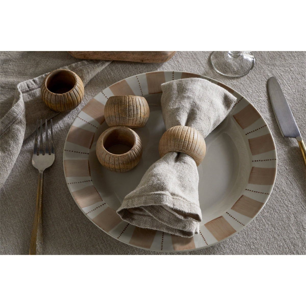 Vivan Mango Wood Napkin Rings - Natural - Set of 4