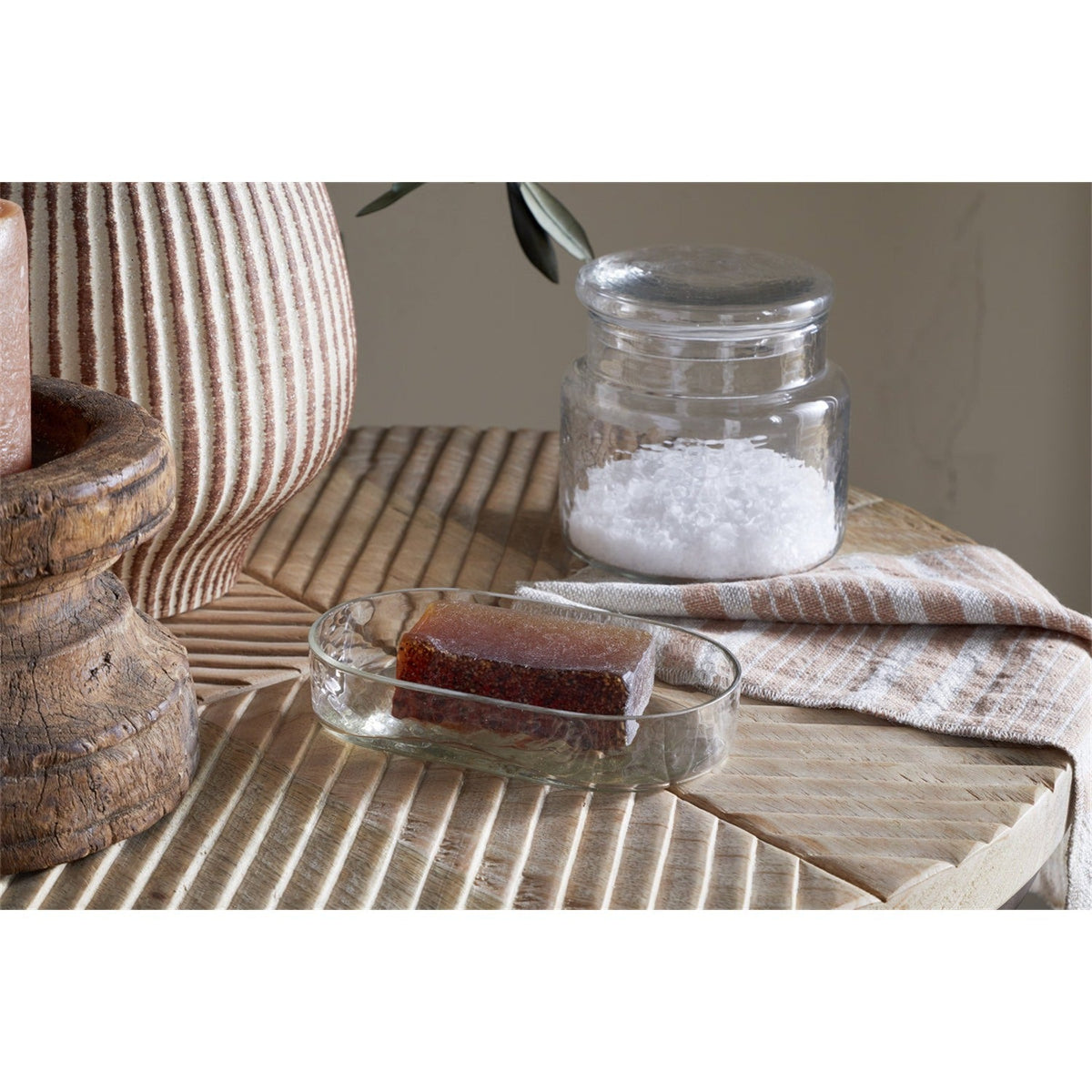 Ilcoso Recycled Hammered Glass Soap Dish - Clear