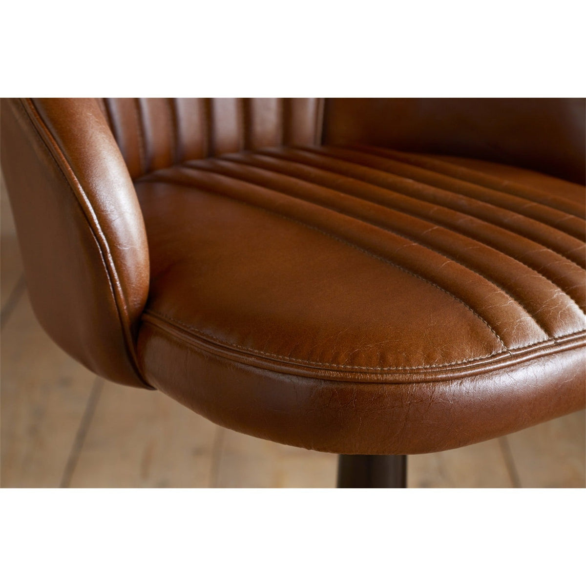 Lal Leather Swivel Counter Stool - Aged Tan