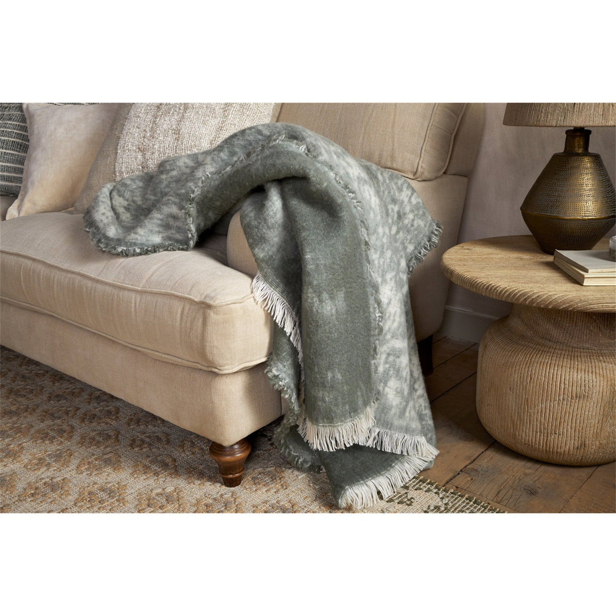 Kambali 130 x 200cm Distressed Jacquard Throw - Moss