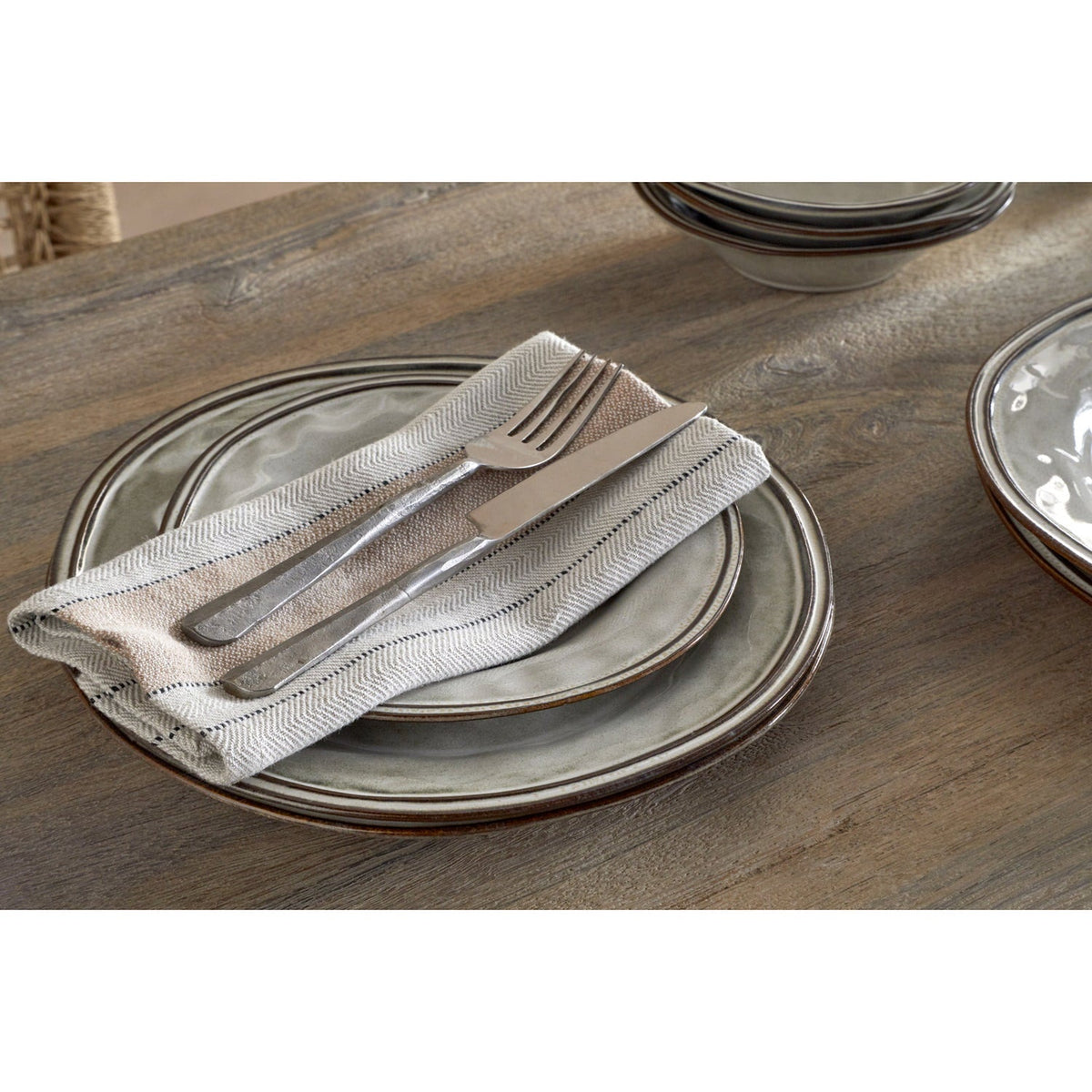 Pedra Dinner Set - Pewter - Set of 12