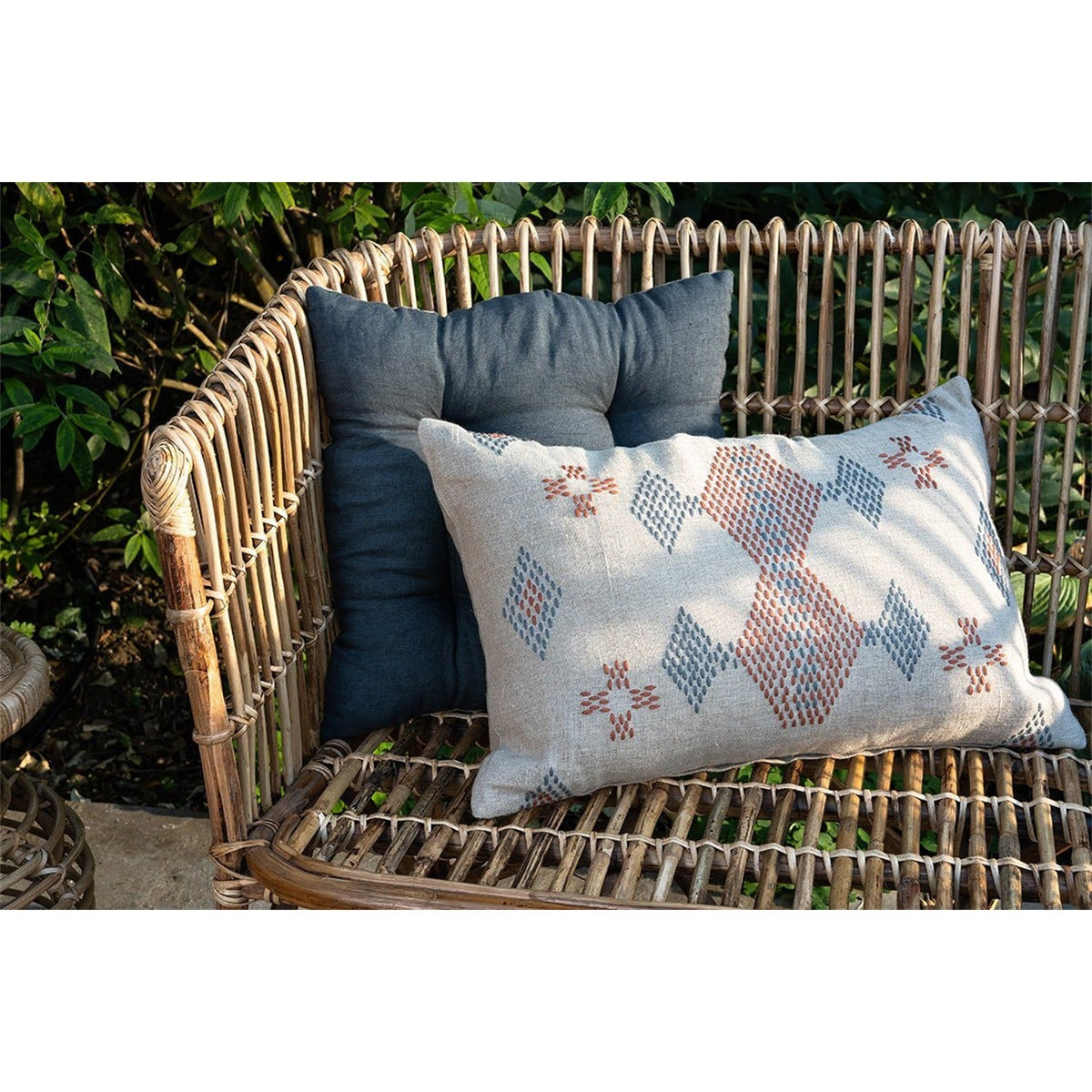 Nesari Rattan Garden Sofa - Natural