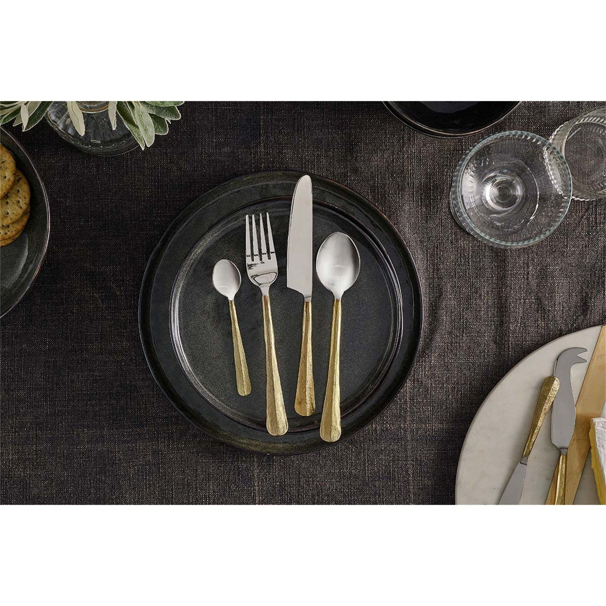 Osko Cutlery Set - Brushed Gold - Set of 16