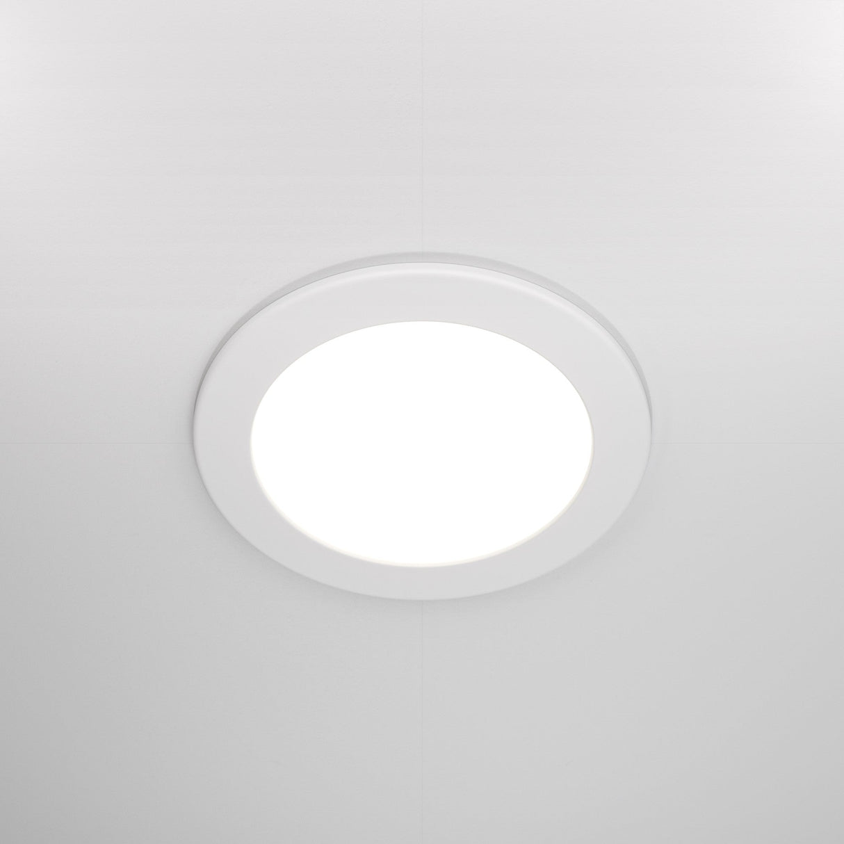 The Stockton CCT LED Round Recessed Downlight 12W 3000-6000K in white delivers a bright, even ceiling glow. Its energy-efficient and features seamless color temperature control for the ideal ambiance.