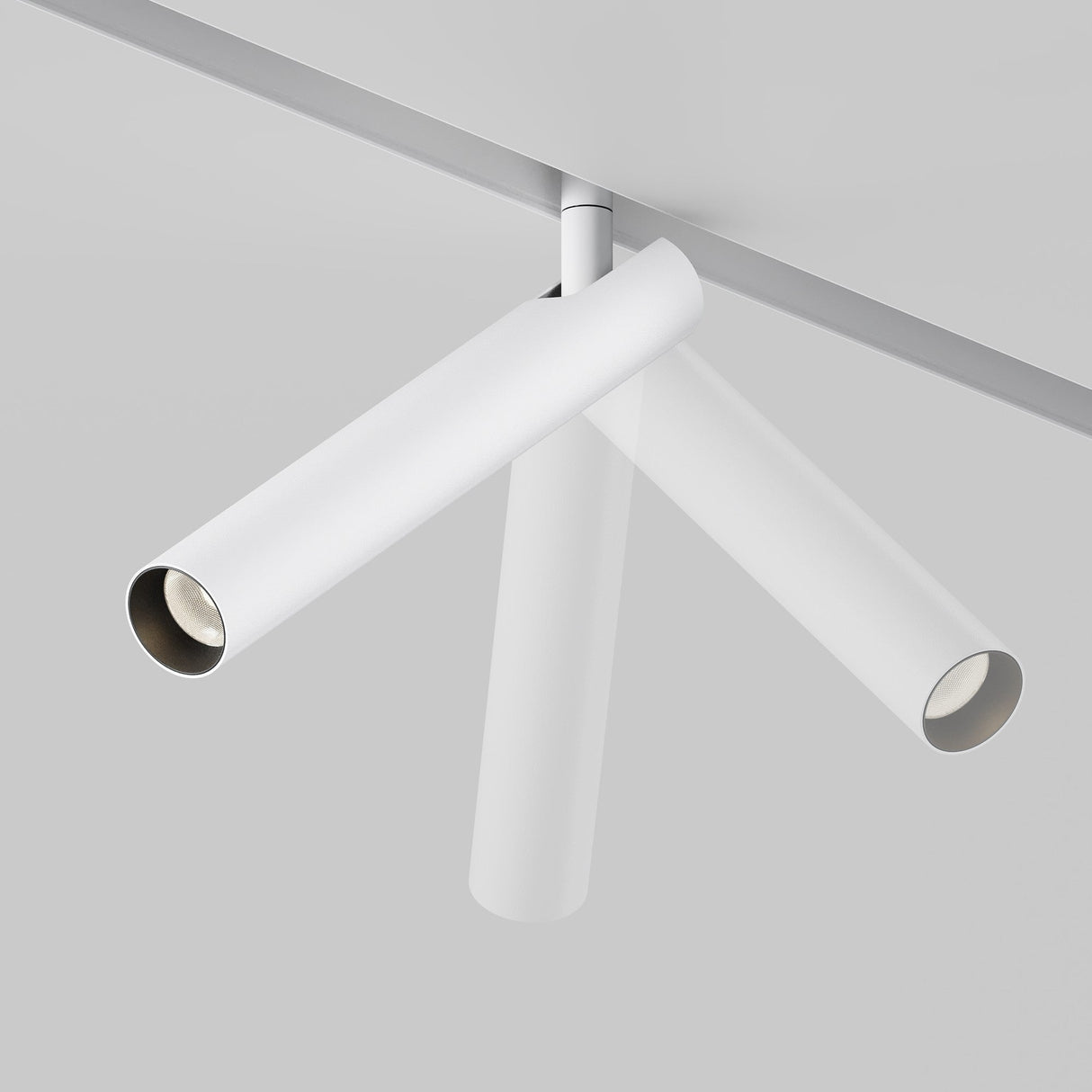 Mobility and control features of Focus T LED Magnetic Exility Track Spotlight in white, highlighting adjustability and ease of use