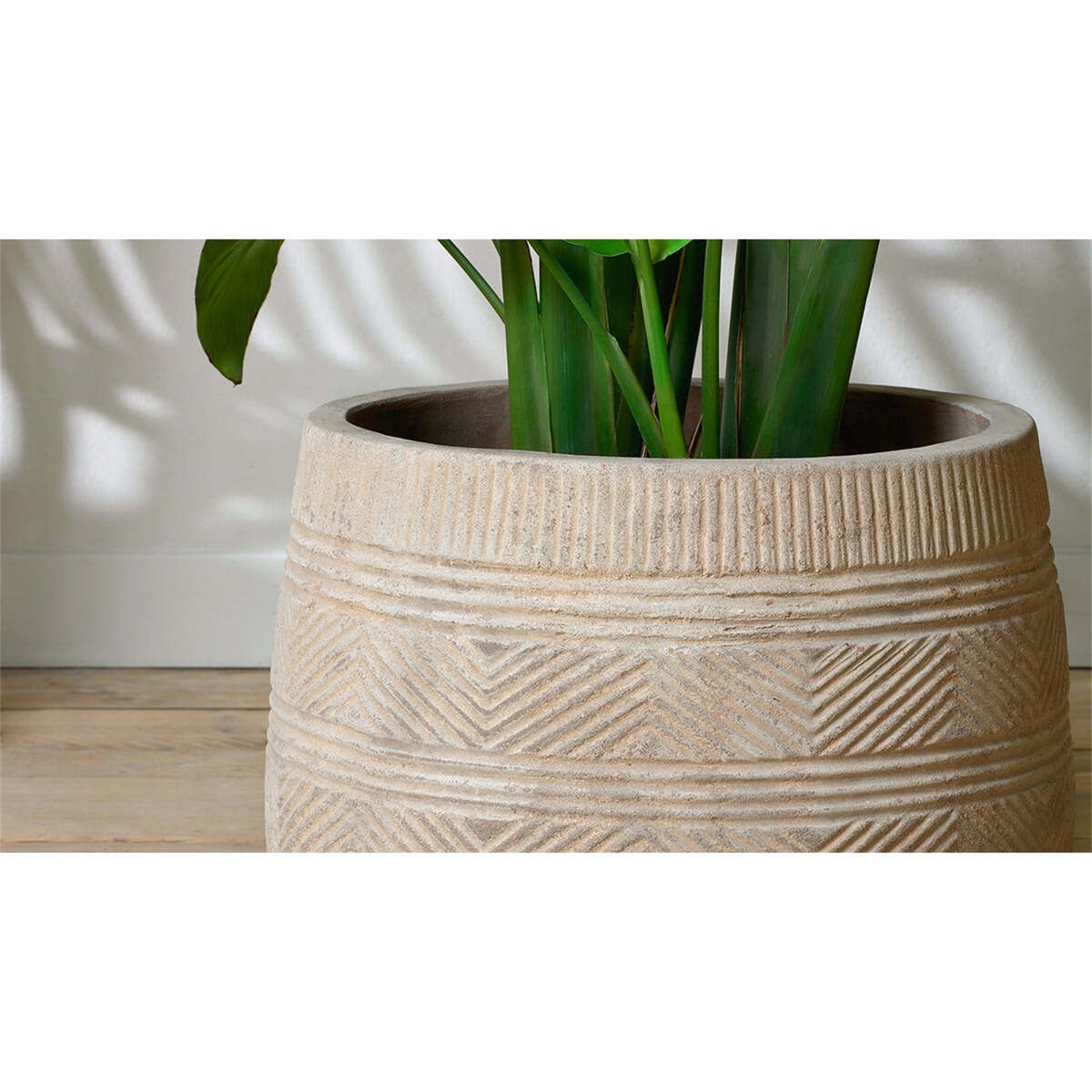Zadie Terracotta Planter - Terracotta