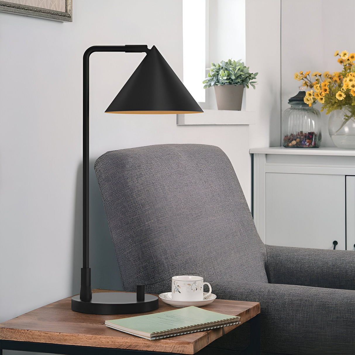 Remyck 1 Light Table Lamp - Matte Black